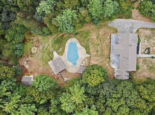 161 Meadowbrook Rd, Hanover, MA 02339