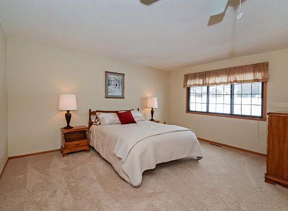 3rd image of 2309 Cottage Dr