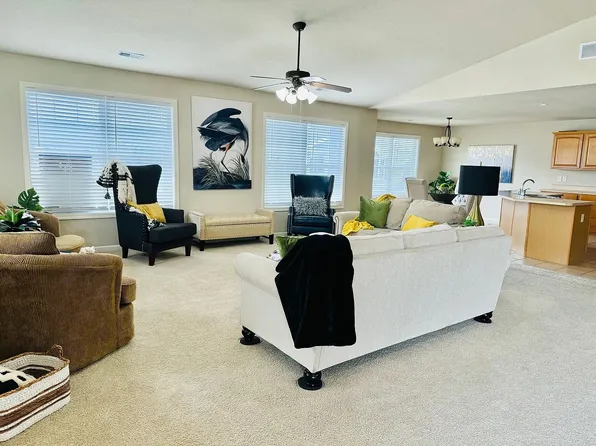 103 Yorkminster Ln Unit 3, Savoy, IL 61874