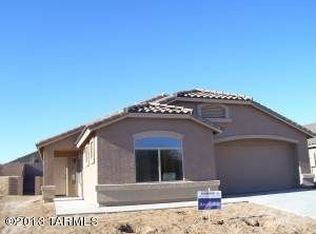 1591 N Rio Bonito, Green Valley, AZ 85614