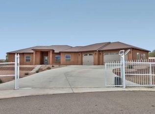350 Spencer Ln, Bosque Farms, NM 87068