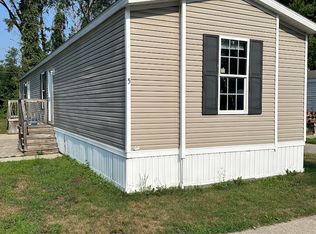 Dutch Diamond II / - 4 Months Rent-Free Offer Plan, Royal Village Manufactured Home Community, Toledo, OH 43615