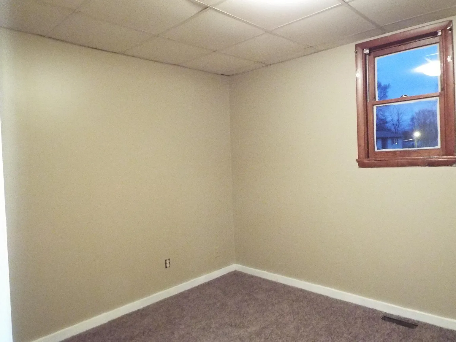 303 W Brown St — Photo 4