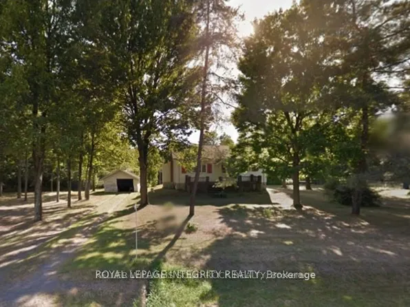 1212 White Oak Dr, Ottawa, ON K4P 1E2