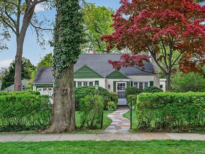 1061 Clay Avenue, Pelham, NY, 10803