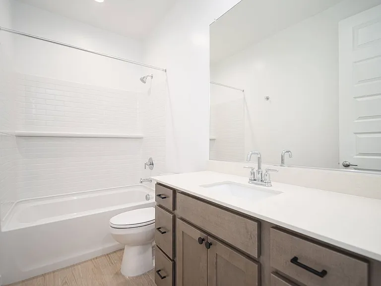 19214 W Marissa Dr — Photo 6