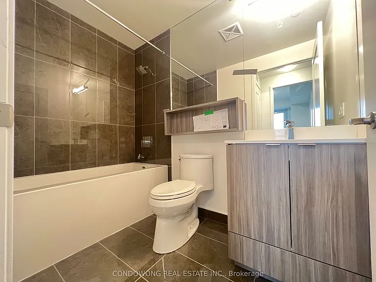 70 Princess St #2603 — Photo 12