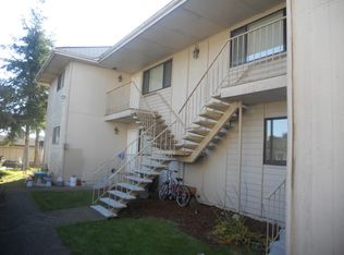 515 6th St APT 2, Hoquiam, WA 98550