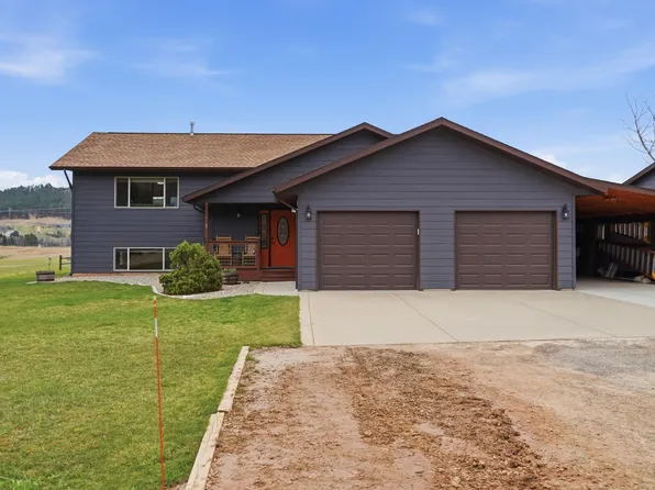 21046 Torrey Pines Ct, Sturgis, SD 57785