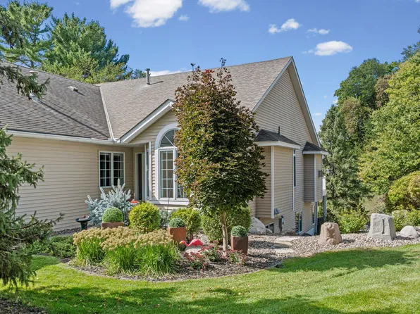11148 Wyoming Rd S, Bloomington, MN 55438
