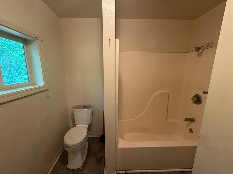 605 S Ligonier St — Photo 11