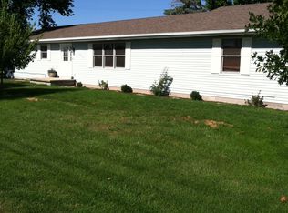 1920 Peyton Dr, Decatur, IL 62521