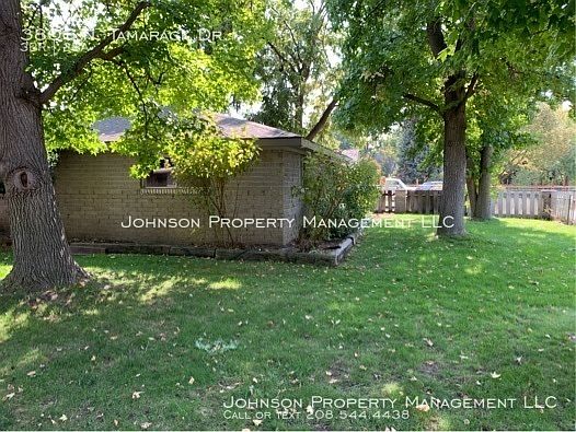 2nd image of 3806 N Tamarack Dr