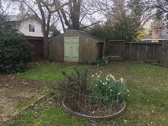 2nd image of 5307 Bellini Way