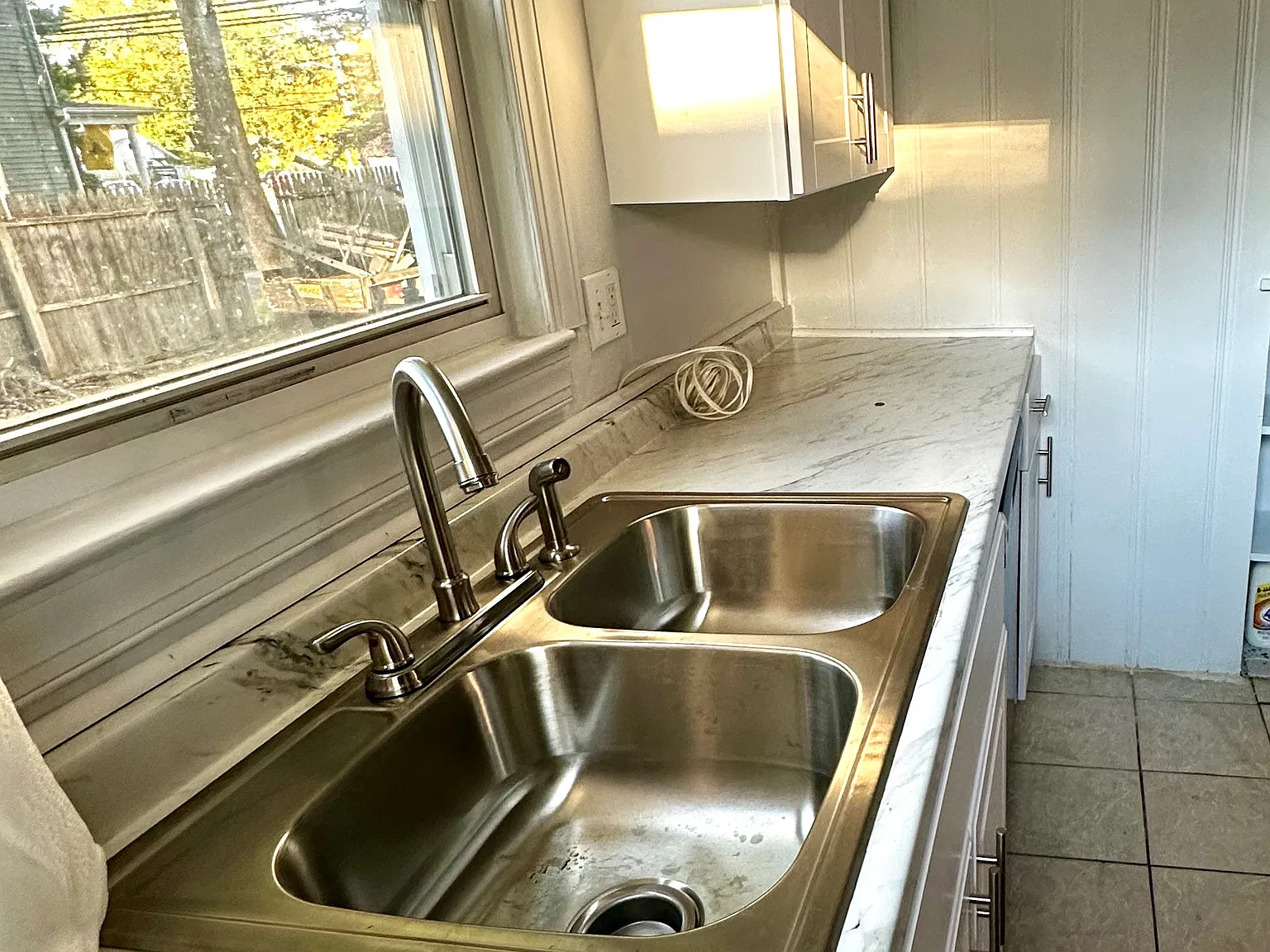 3 bed, 1250 sqft, $2,900 — Photo 2