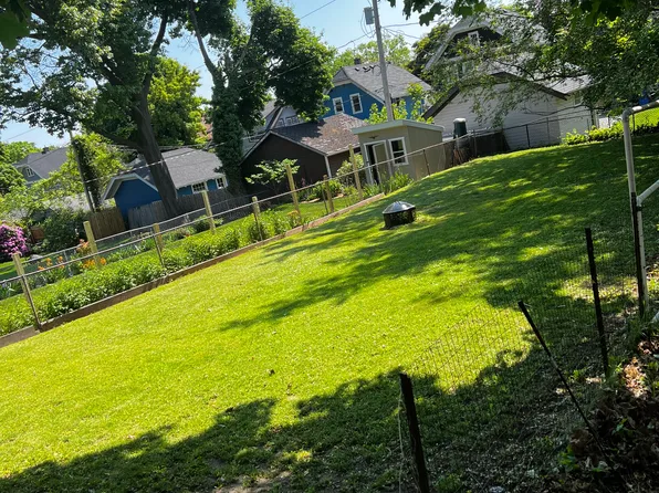 72 Marion St, Rochester, NY 14610