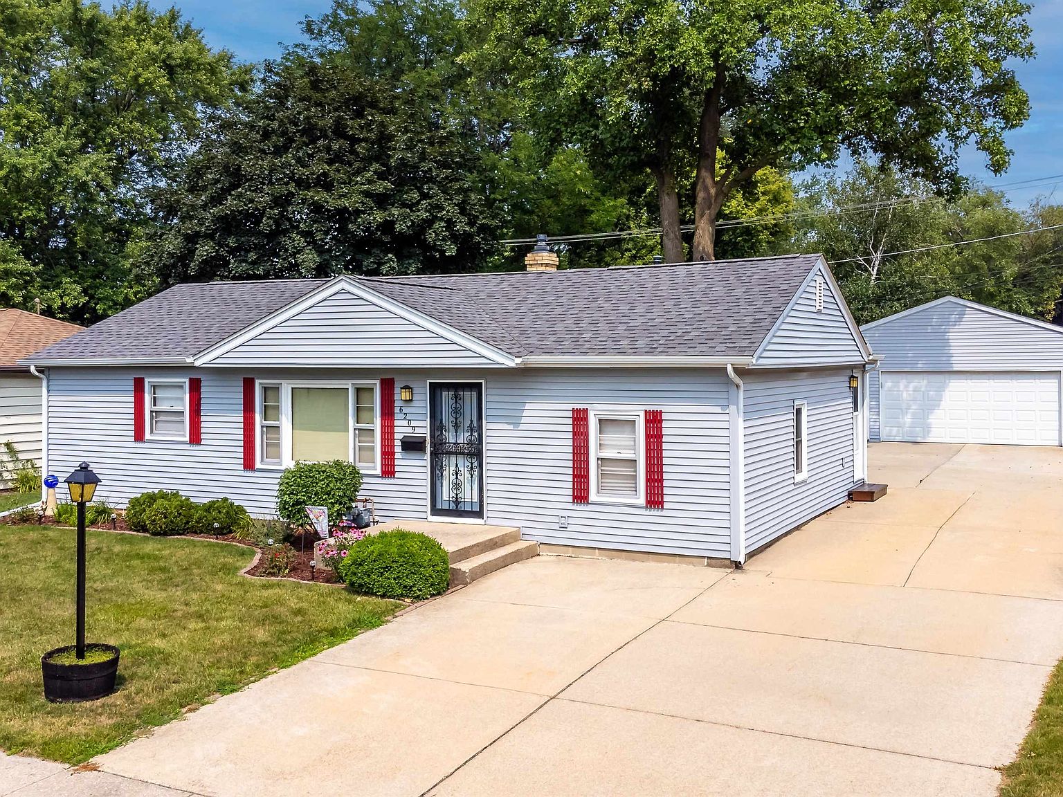 6209 Elm Ave, Loves Park, IL 61111 Zillow