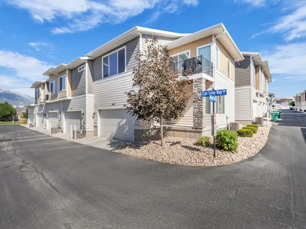 961 W Cyan Valley Way, Bluffdale, UT 84065