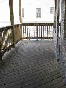 1548 W Addison St — Photo 8