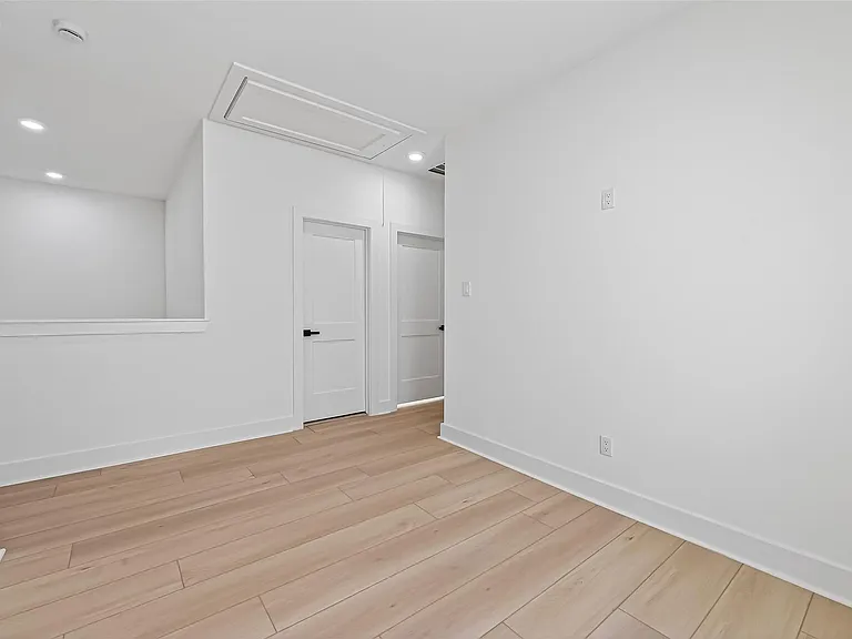 971 Highland Light Ln — Photo 21