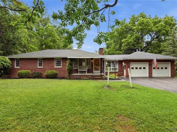 62 Ellis Dr, West Falls, NY 14170