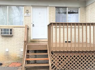 154 Ladd Rd, Walled Lake, MI 48390