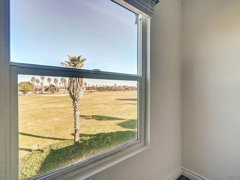 4712 W Point Loma Blvd #4-4712 — Photo 8
