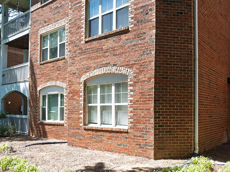 5609 Fairview Rd #3 — Photo 34