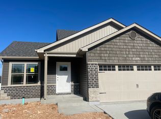1118 Bronze Dr, Foristell, MO 63348
