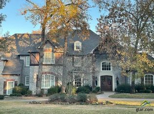 7282 Hollytree Dr, Tyler, TX 75703