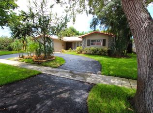 3941 N 38th Ave, Hollywood, FL 33021