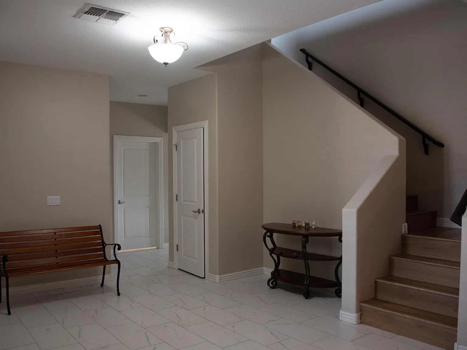 2345 W Andrea Dr — Photo 4