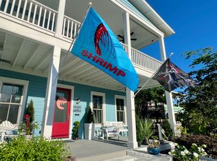310 N 5th St, Fernandina Beach, FL 32034