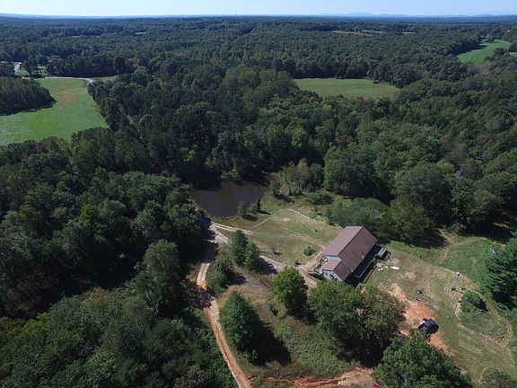 4th image of 9931 Irish Ln