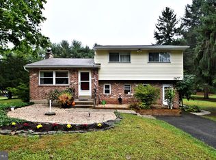124 Sheeder Rd, Phoenixville, PA 19460