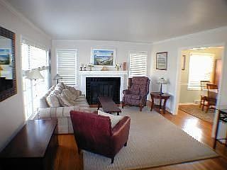 3rd image of 7336 Belleview Ave
