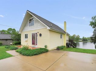 192 Southern Shores Dr, Brooklyn, MI 49230