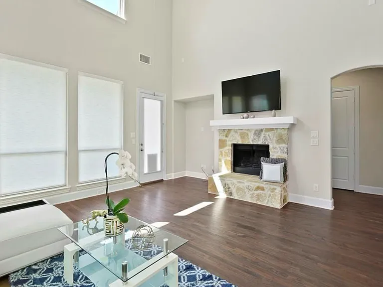 5665 Lightfoot Ln — Photo 11