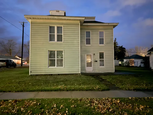 351 W Oak St, Butler, IN 46721