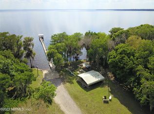 105 Helen Ave, Georgetown, FL 32139
