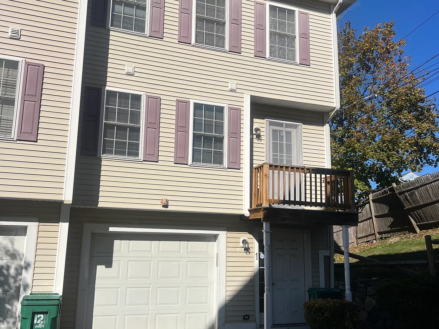 2 bed, 1.5 bath, 1084 sqft, $1,850 — Photo 2