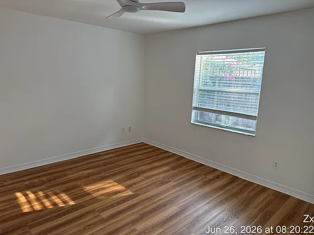405 Mango Cir — Photo 11