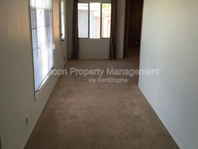 513 N North St — Photo 8