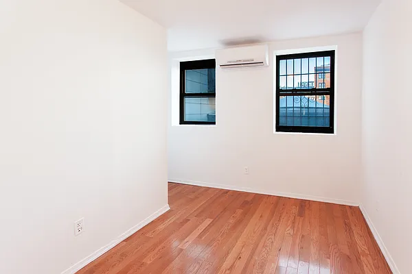 Rented by Warren T Real Estate Corp. | media 11