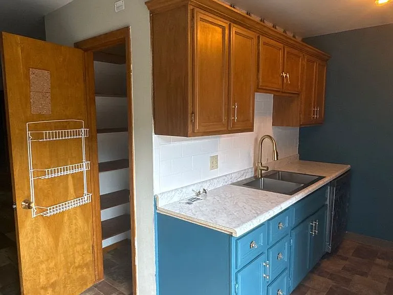 3030 Park Lane Dr — Photo 5