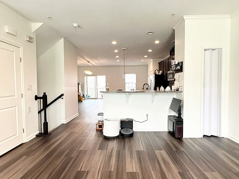 6314 Halsted Ave — Photo 25