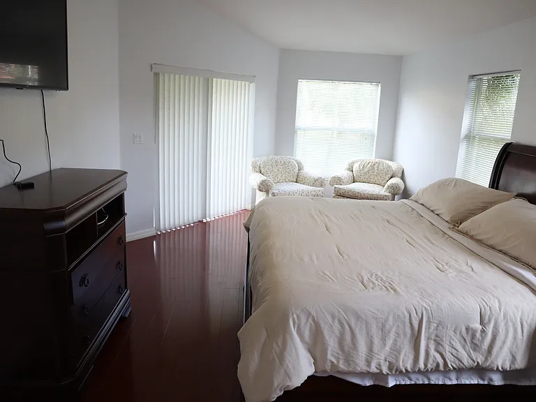 2951 Marbella Dr — Photo 10