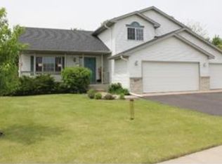 1627 Timberdoodle Dr, Saint Cloud, MN 56303