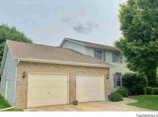 3104 Catalpa Dr, Springfield, IL 62712