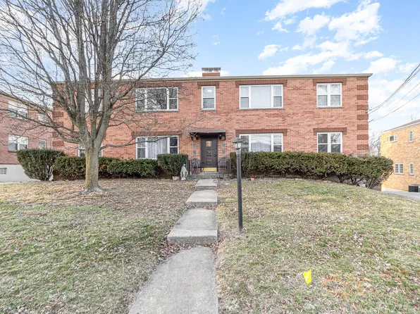 37 Holly Woods Dr, Fort Thomas, KY 41075